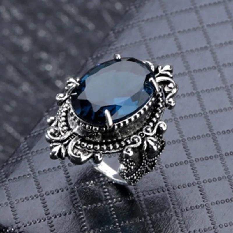Sea Blue Topaz Ring Retro Thai Silver